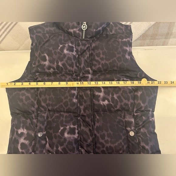 Michael Kors Gorpcore Outdoor Leopard Print Quilted Vest, Silver Zipper Sz L - Picture 9 of 15